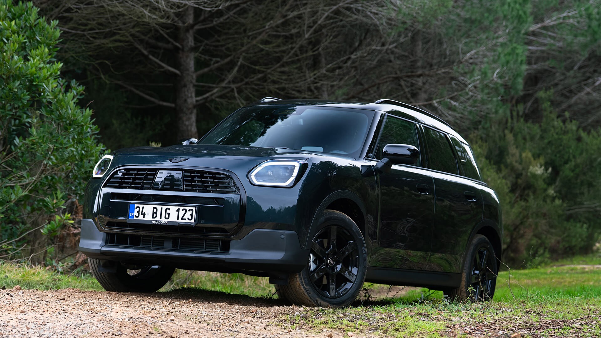 Asaletin En Koyu Hali: MINI Countryman Dark Edition | MINI Türkiye